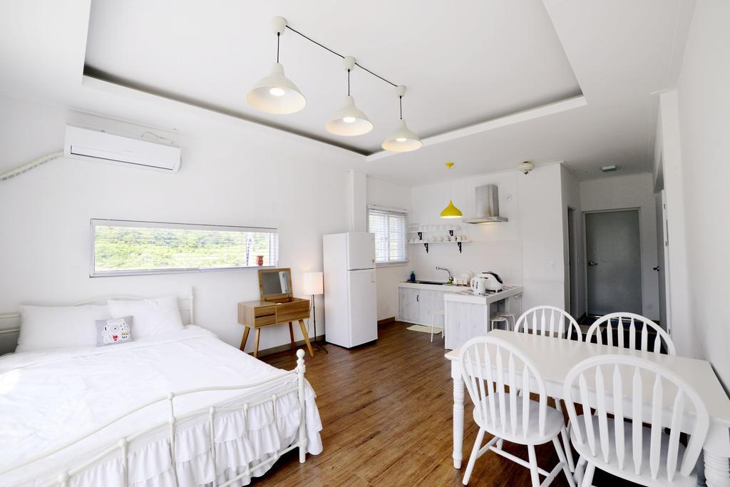 Walking Sky Pension Gapyeong Rum bild